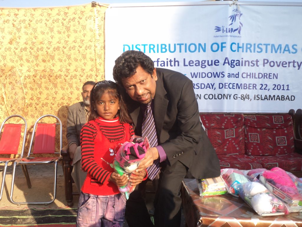 Distributions Gifts and Fod Aid among Widows and Children 2011