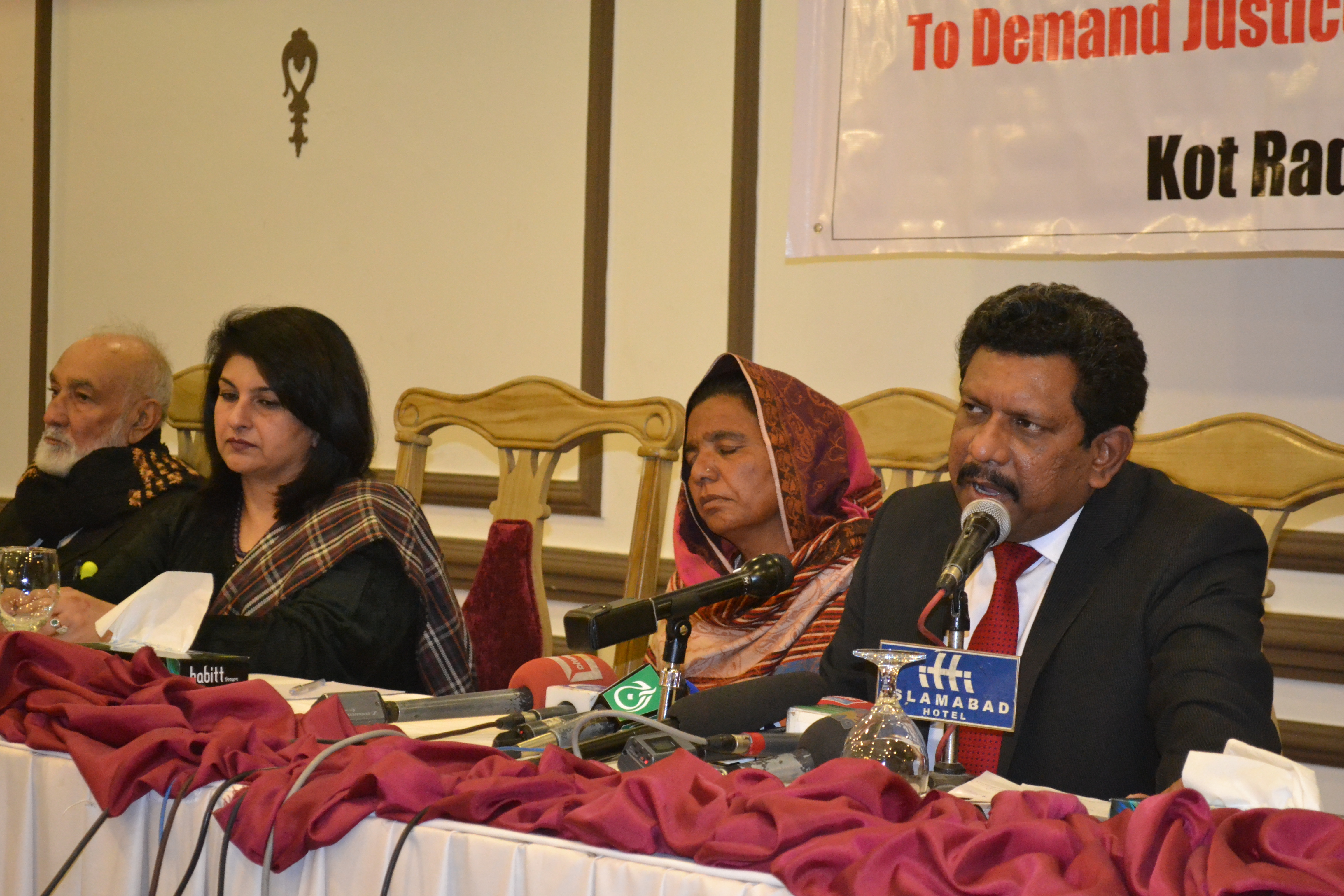 Press Conference for Kot Radha Kishan Incident 2014